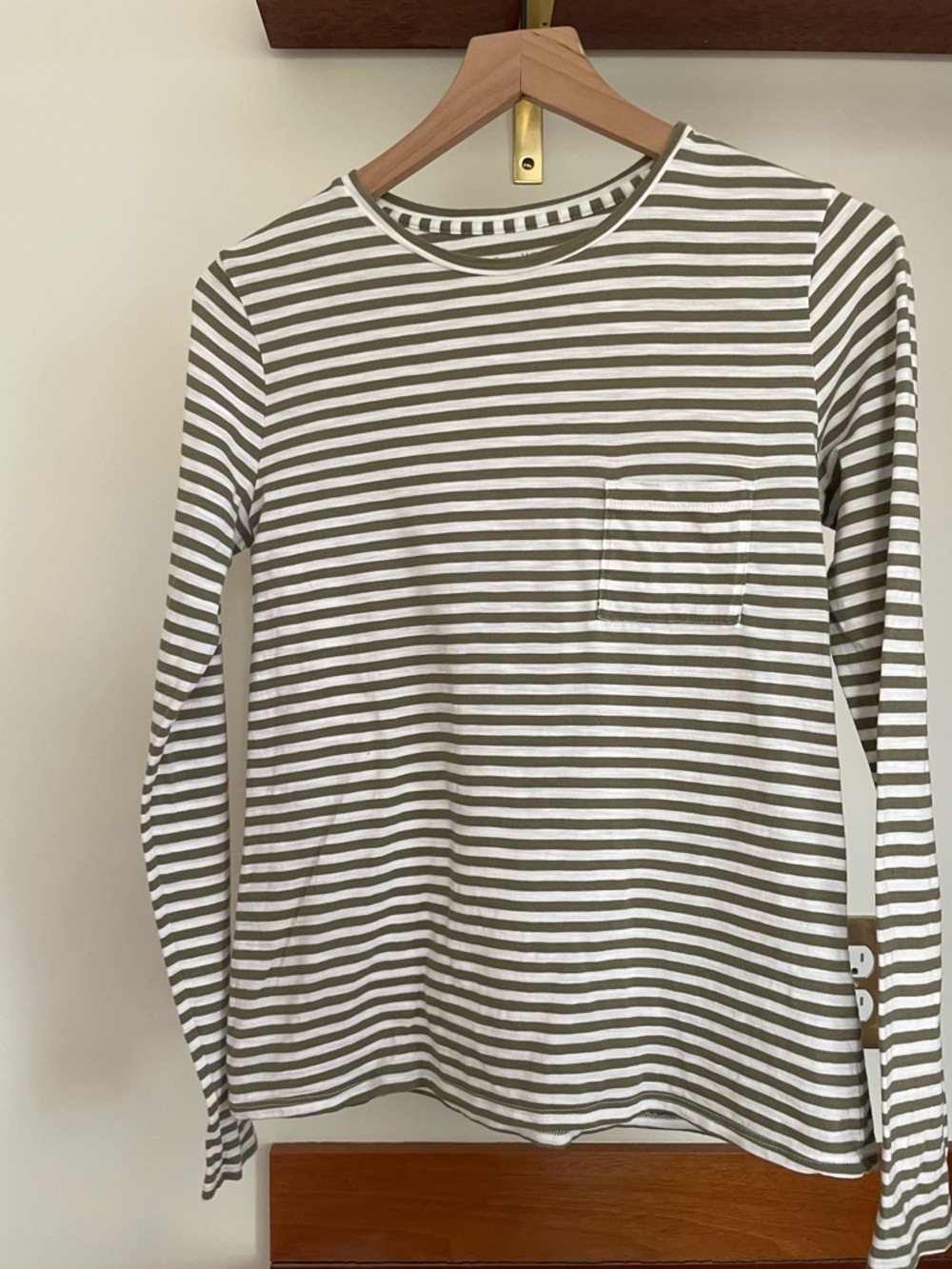 EUC Long Sleeve Weekender Crewneck Pocket Tee - Olive & White Stripe, XS